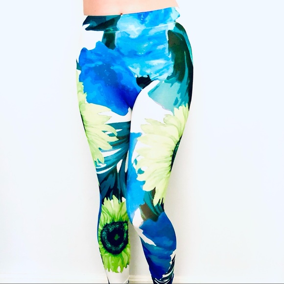 3 LEGGINGS BUNDLE Flowers Blue Pink - Picture 4 of 4